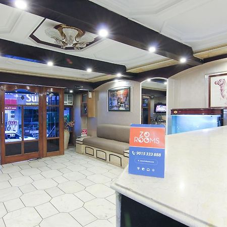 Hotel Rahul Palace Ню Делхи Екстериор снимка