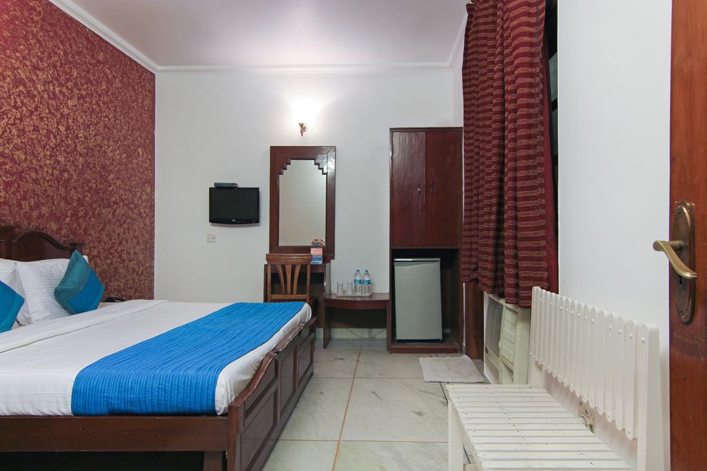 Hotel Rahul Palace Ню Делхи Стая снимка
